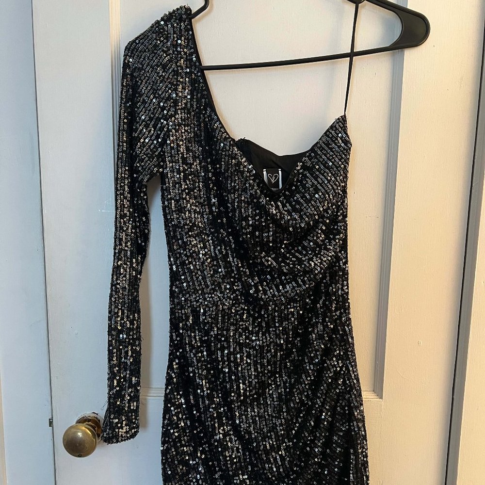 Windsor Store Black, One-Shoulder, Sequin Dress (Size XS )